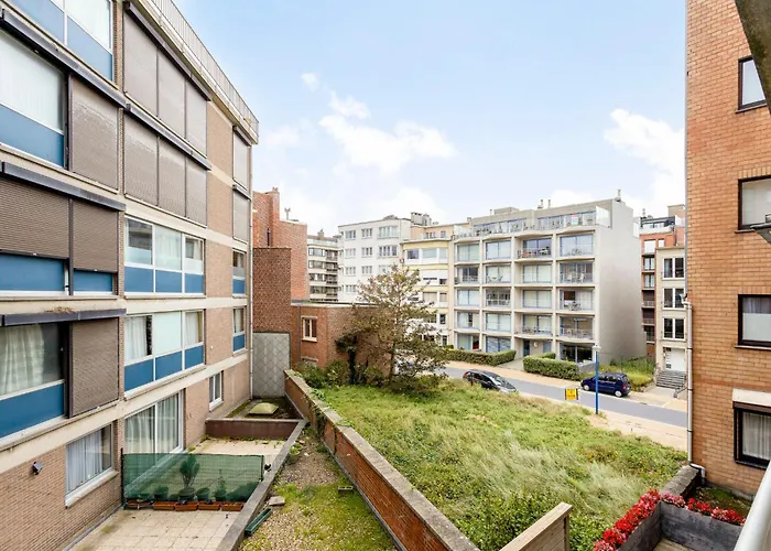 Chat,dazur 0101g Apartment Koksijde